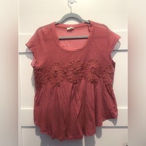 Anthropologie “Meadow Rue” T shirt dusty rose  crocheted circle detail size L